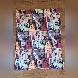 ●NEW● Custom Made Minkey Blanket Taylor Swift/ Blacknon Back ☆30x40☆